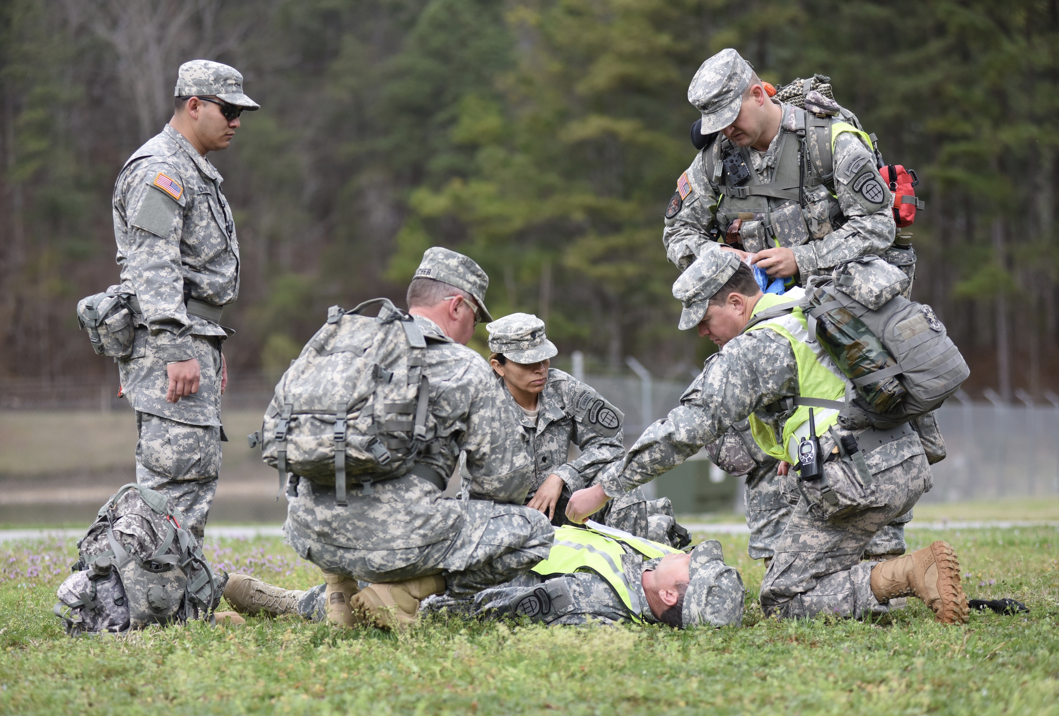 LAKE LANIER, Buford, Ga. March 19, 2016 – Search team makes preliminary condition assessment of a casualty victim - Georgia State Defense Force photo by Pfc. Alexander Davidson